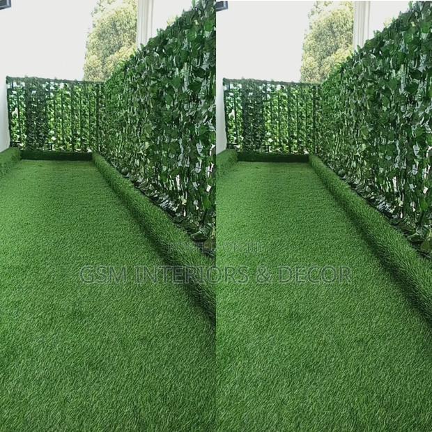 Balcony Green Fence With Artificial Grass Carpet