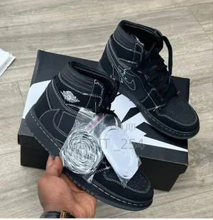 Jordan 1 HIGHCUT
 Size 40 40-44