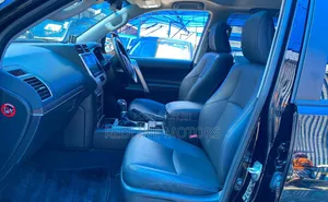 Toyota Land Cruiser Prado 2018 Black