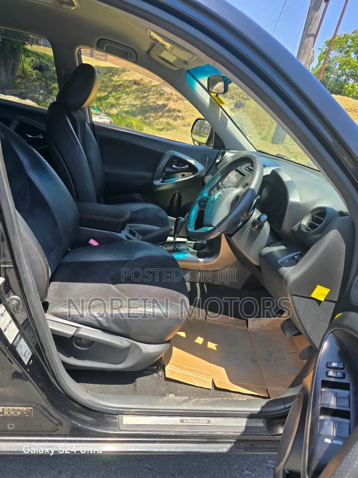 Toyota Vanguard 2012 Matt Black