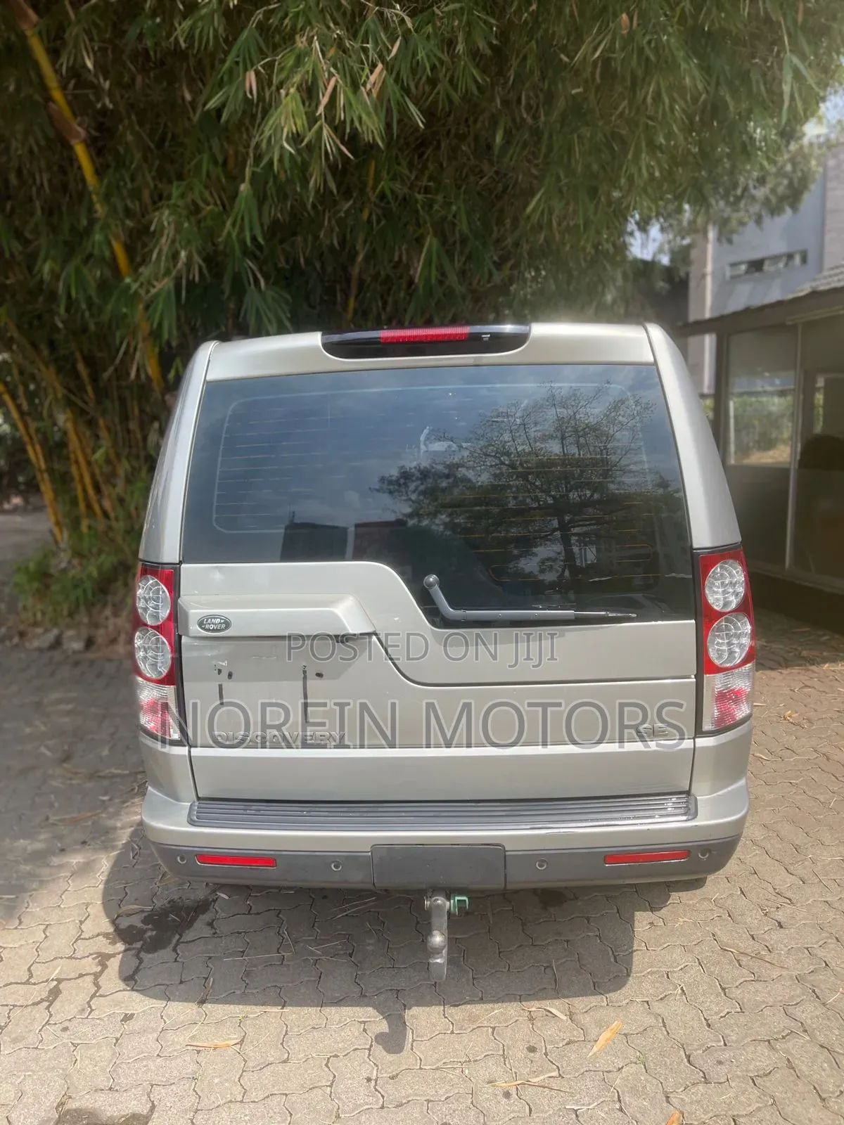 Land Rover Discovery 2015 Gold