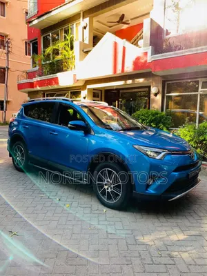 Toyota RAV4 2017 Blue