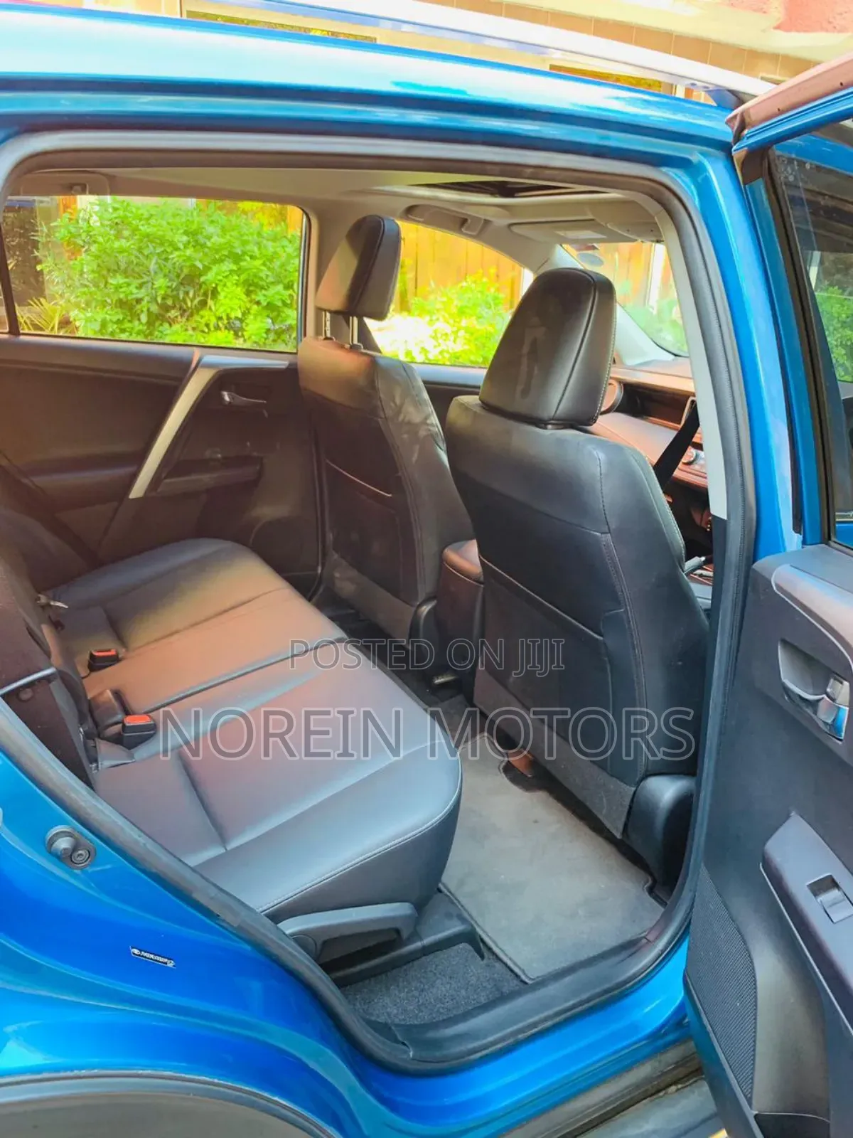 Toyota RAV4 2017 Blue