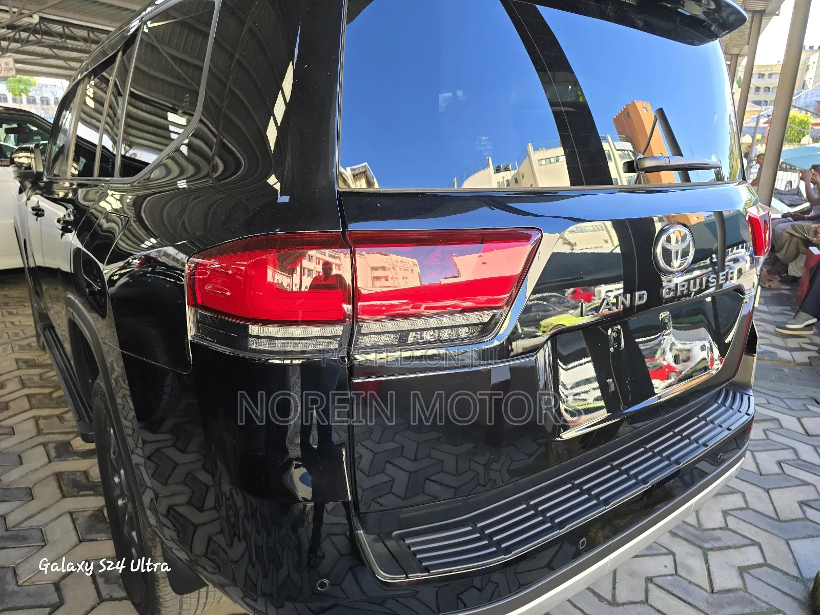 Toyota Land Cruiser 2024 Matt Black