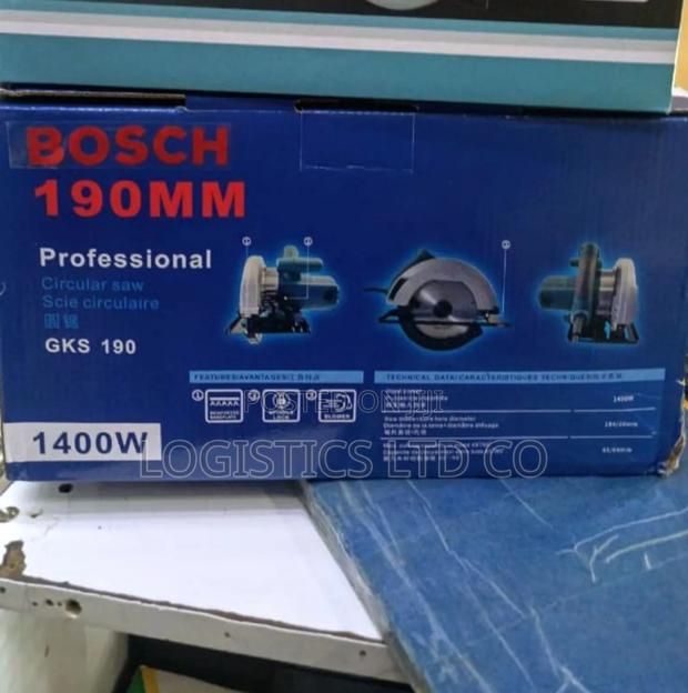 Cilcular Saw 1400 Watts Bosch - main view