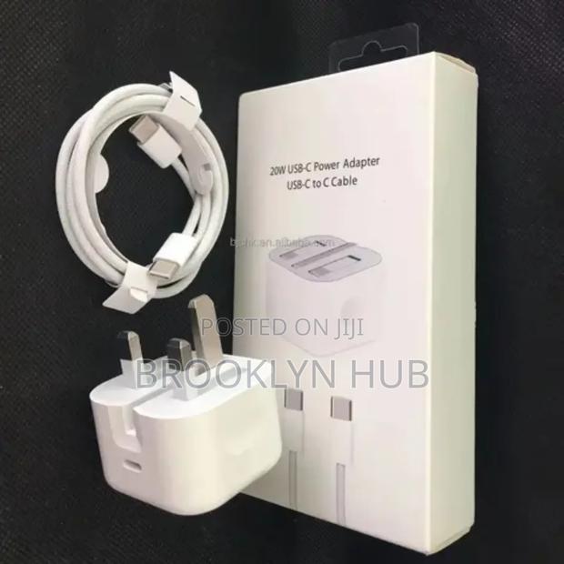 Original Complete iPhone Charger 20 W - main view