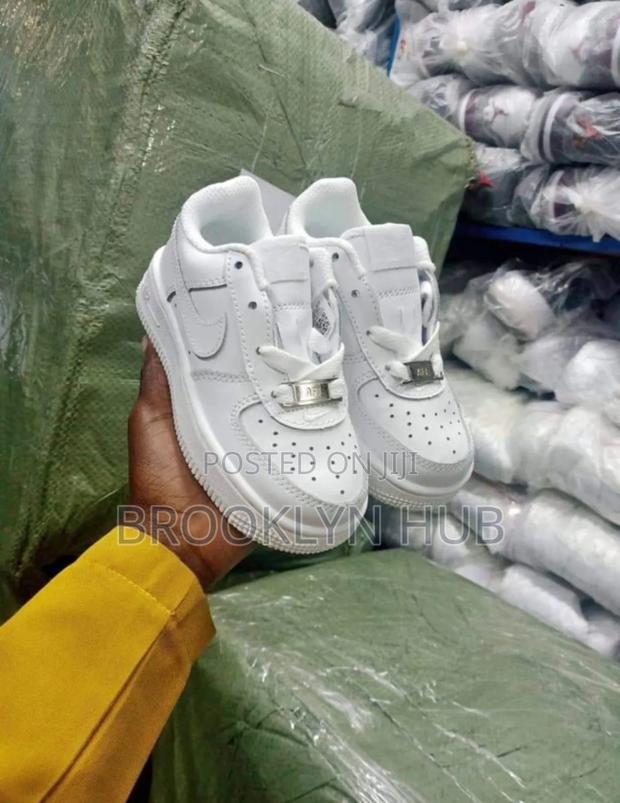 Original Kids Air Force Sneakers Available in Black White - thumbnail 2