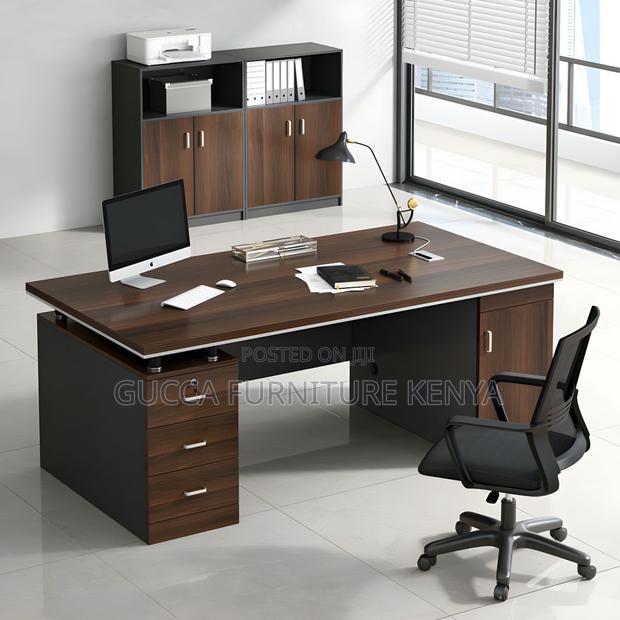 Office Tables:1.4 Meters Brown Wooden Executive Table