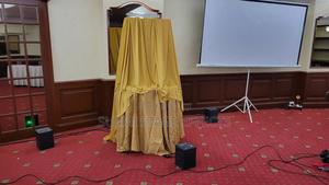 Rotating Table for Book Launches – Perfect Smooth 360! - thumbnail 2