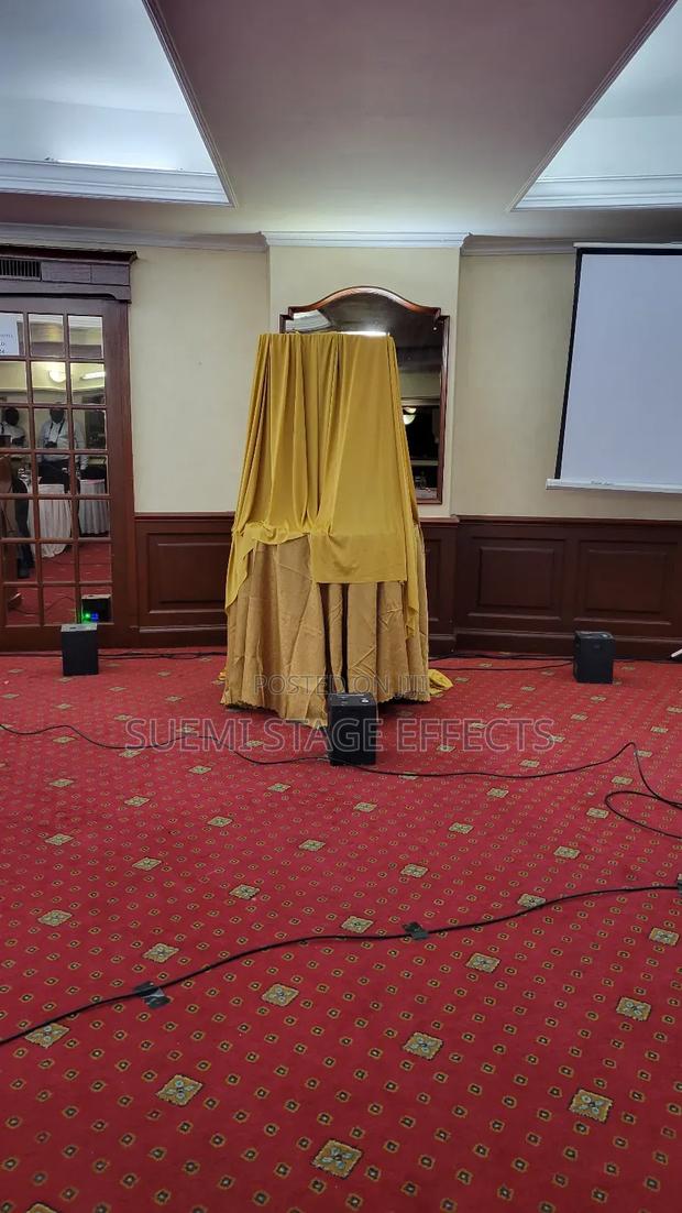 Rotating Table for Book Launches – Perfect Smooth 360! - thumbnail 3