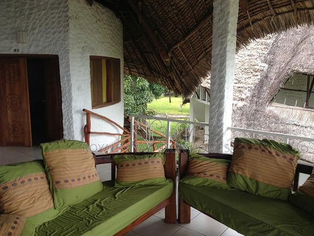 Romantic Beachfront Getaway in Watamu – Perfect for Couples - thumbnail 5