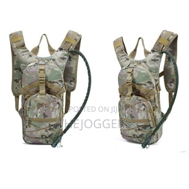 3l Hydration Backpack for Hiking, Riding - thumbnail 5