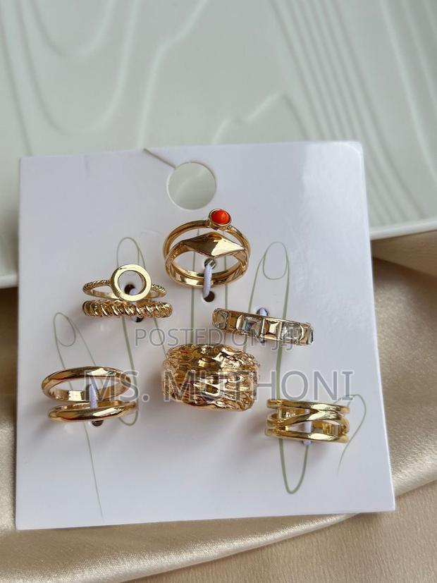 Forever 21 Ringsets Available - thumbnail 8