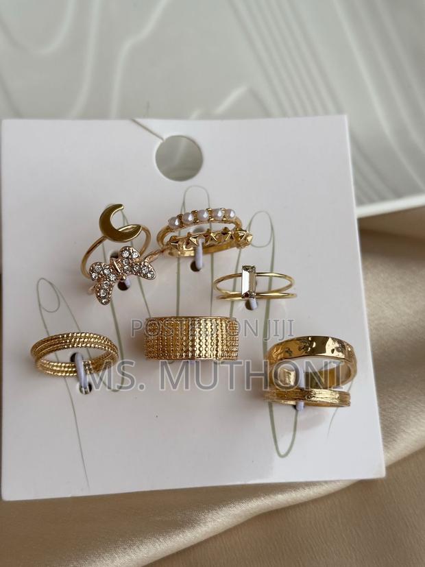 Forever 21 Ringsets Available - thumbnail 4