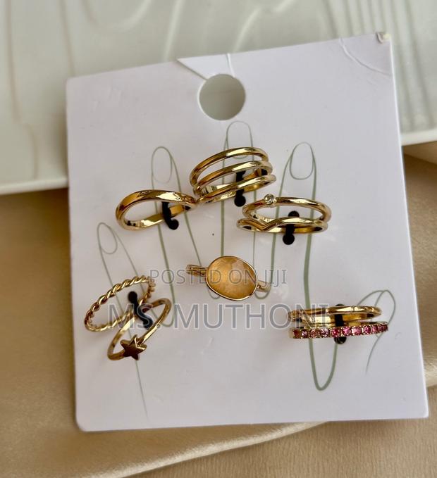 Forever 21 Ringsets Available - thumbnail 3