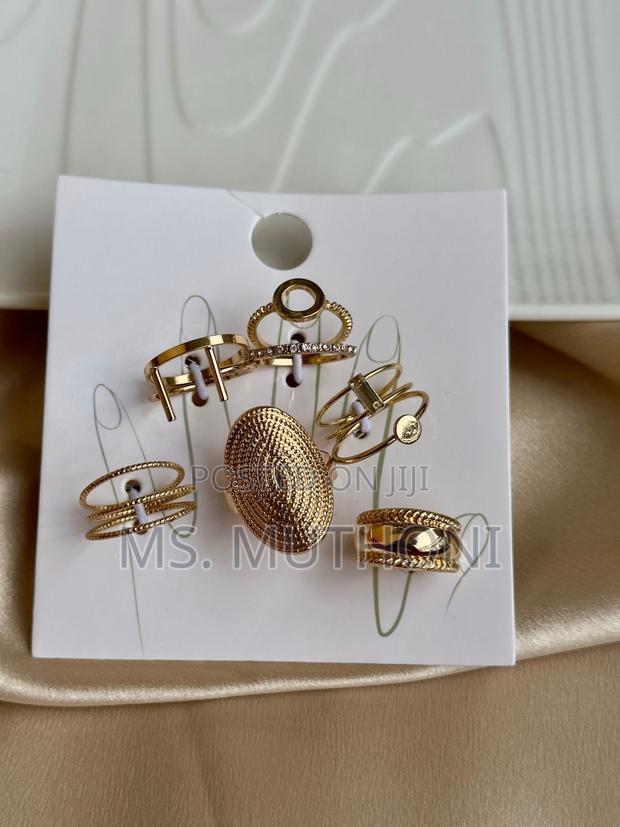 Forever 21 Ringsets Available - thumbnail 10