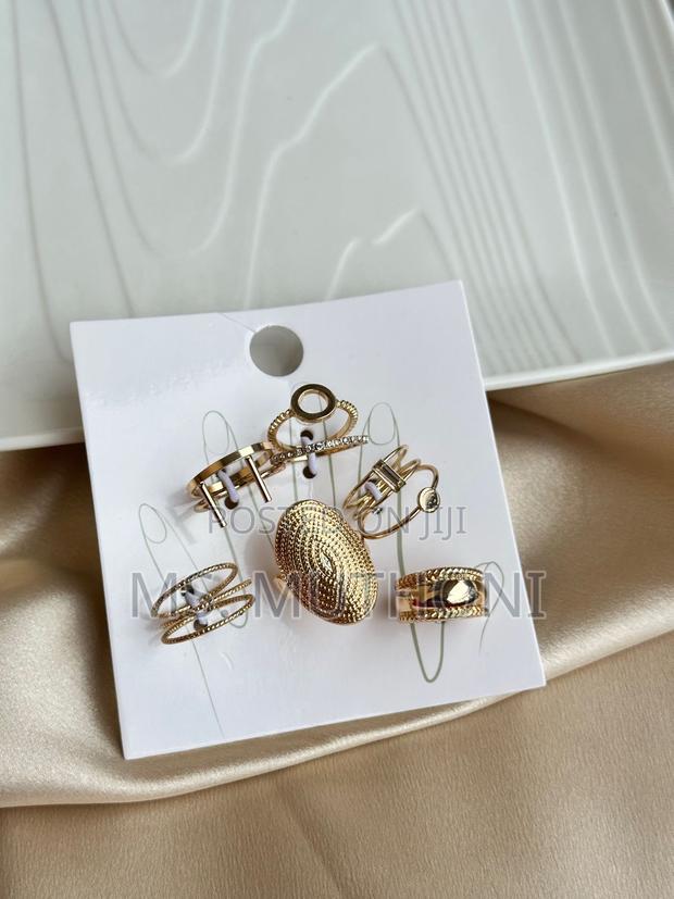 Forever 21 Ringsets Available - thumbnail 11