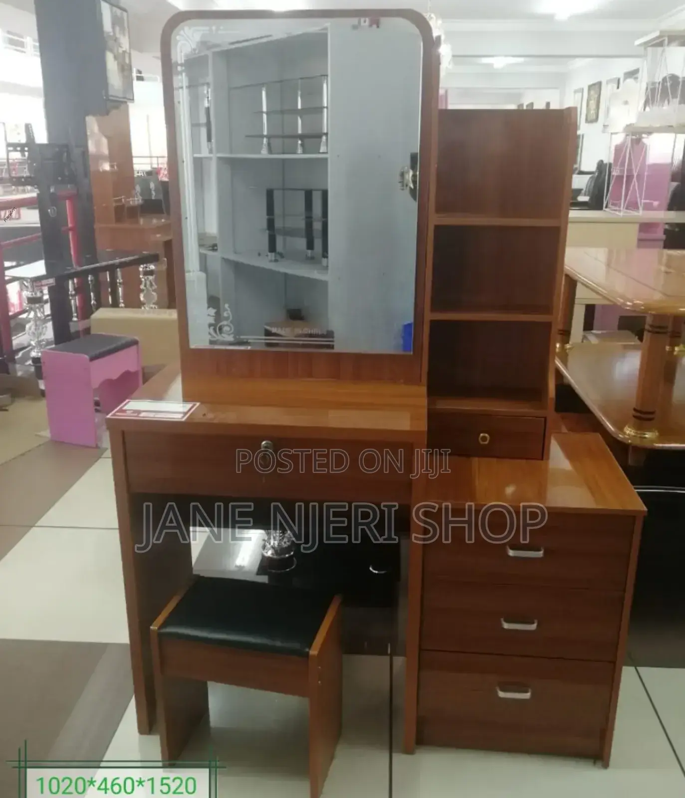Dressing Table With Sliding Mirror DT-01