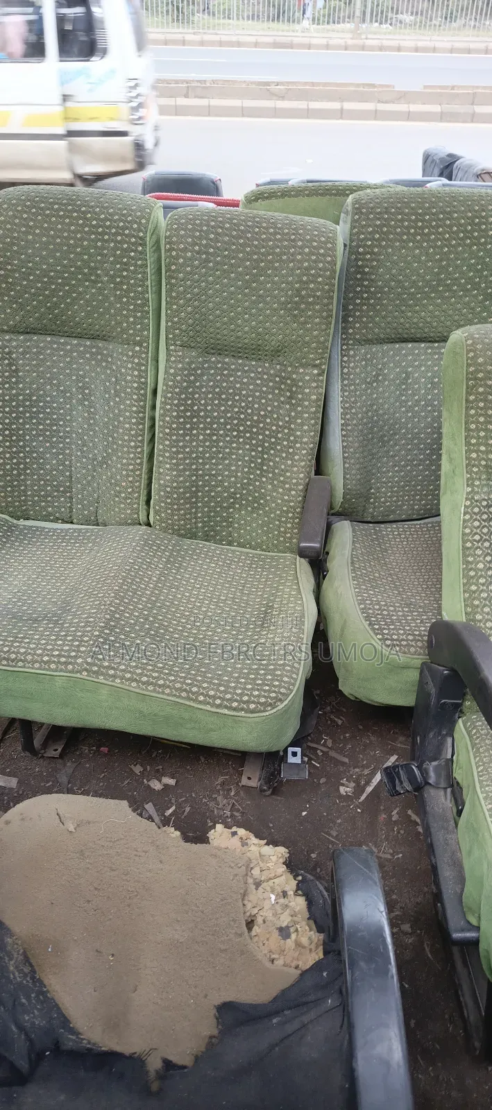 Recliners With Quality Armrest