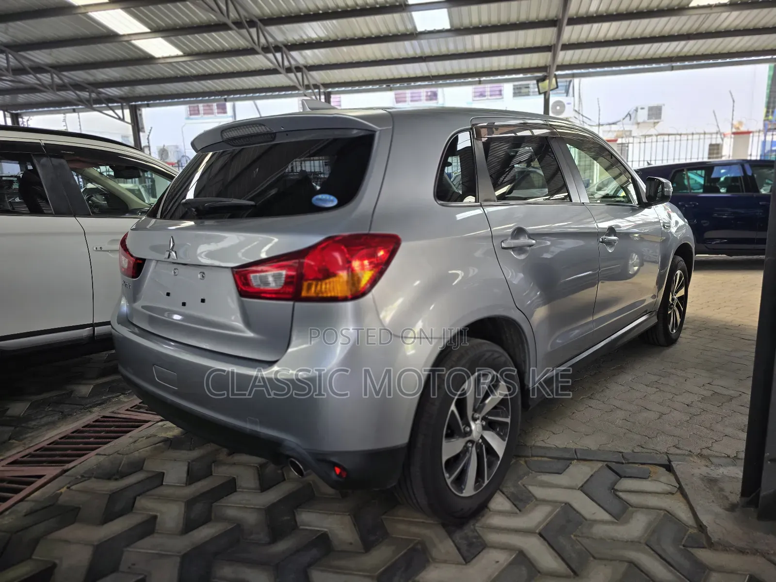 Mitsubishi RVR 2017 Silver