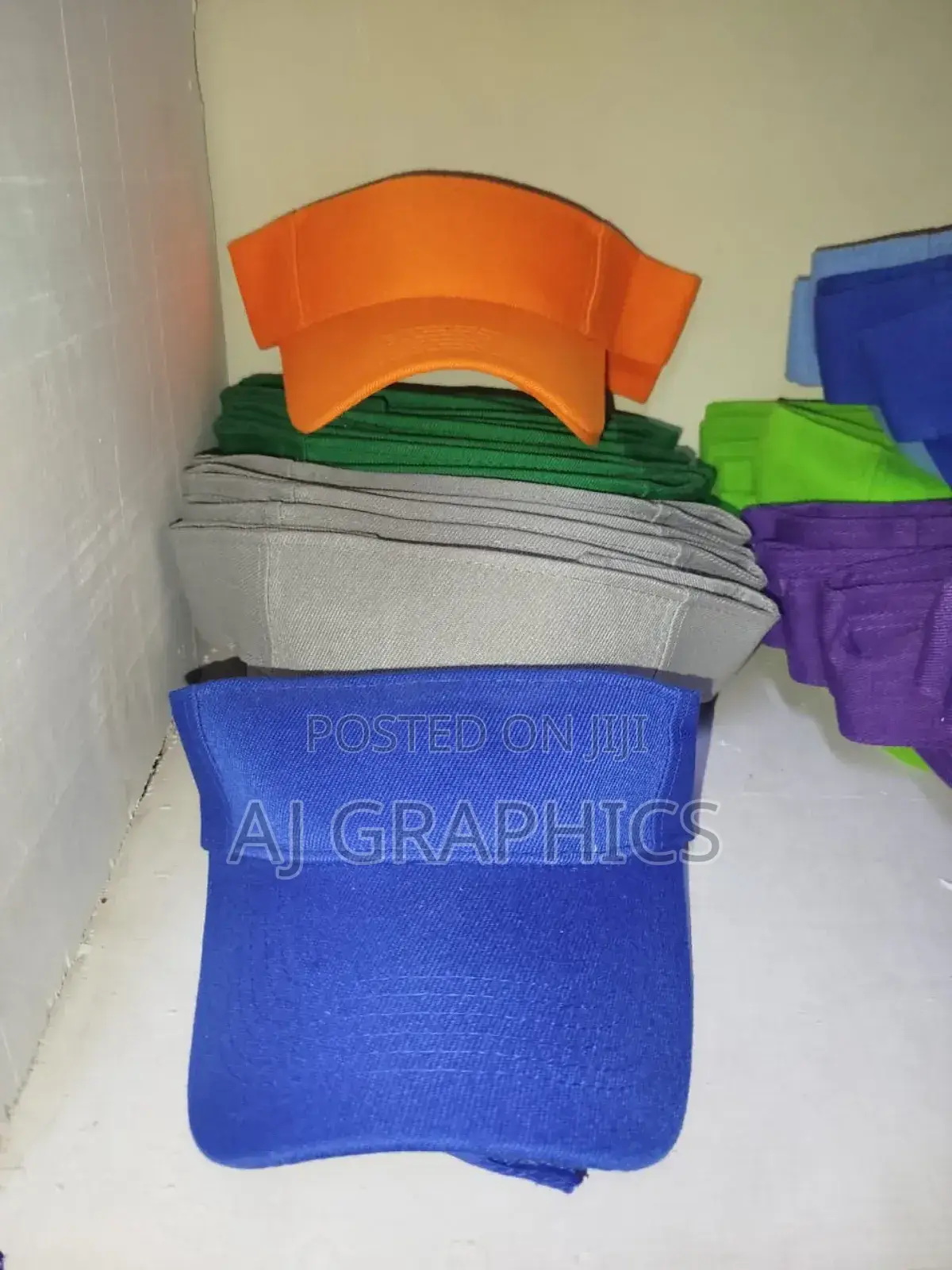 Caps Branding