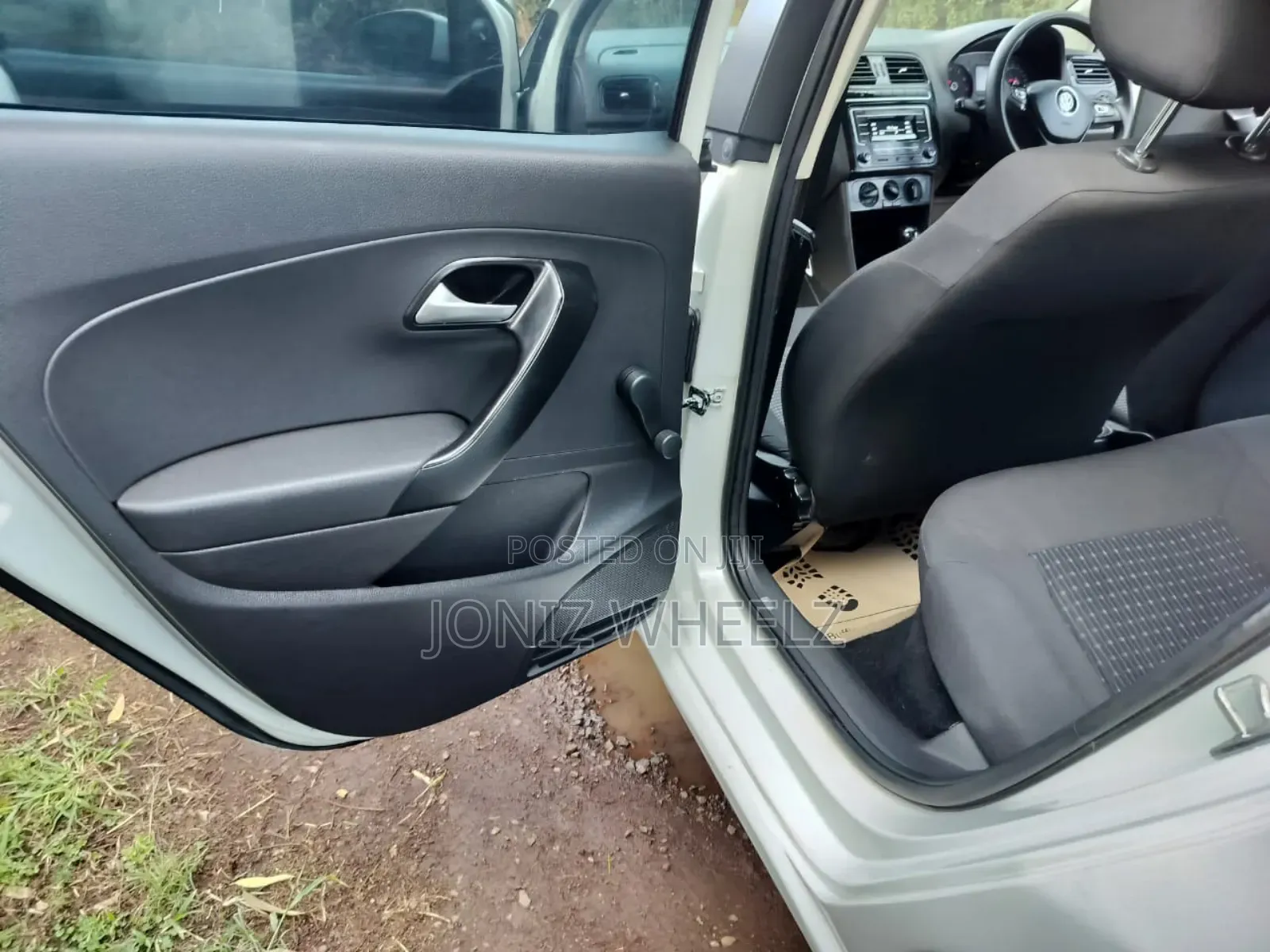 Volkswagen Polo 2019 White