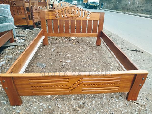 5by6 Mahogany Beds + Free Delivery.
