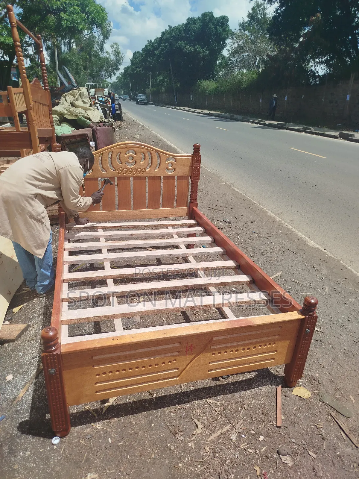 5by6 and 6by6 Mahogany Beds + Free Delivery.