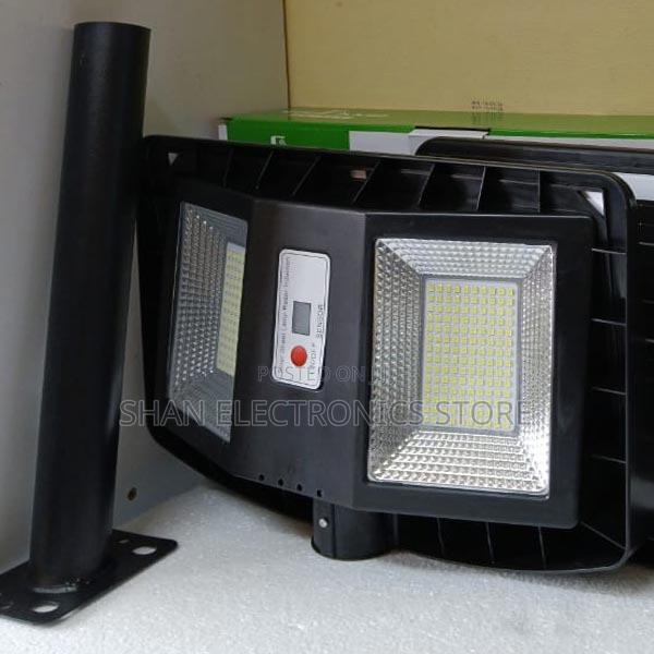 Super Bright and 0 Cost 300 W Led Solar Street Light - main view