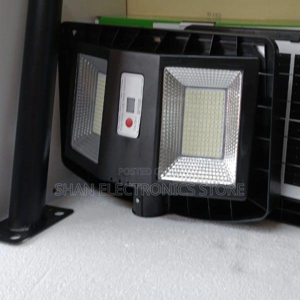 Long Lifetime 300w Solar Street Lights Outdoor Waterproof