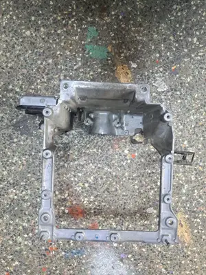 Hino 500 Steering Column Bracket
