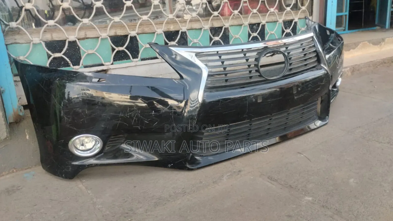 Lexus Saloon Front Bumper Complete
