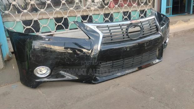 Lexus Saloon Front Bumper Complete - thumbnail 2