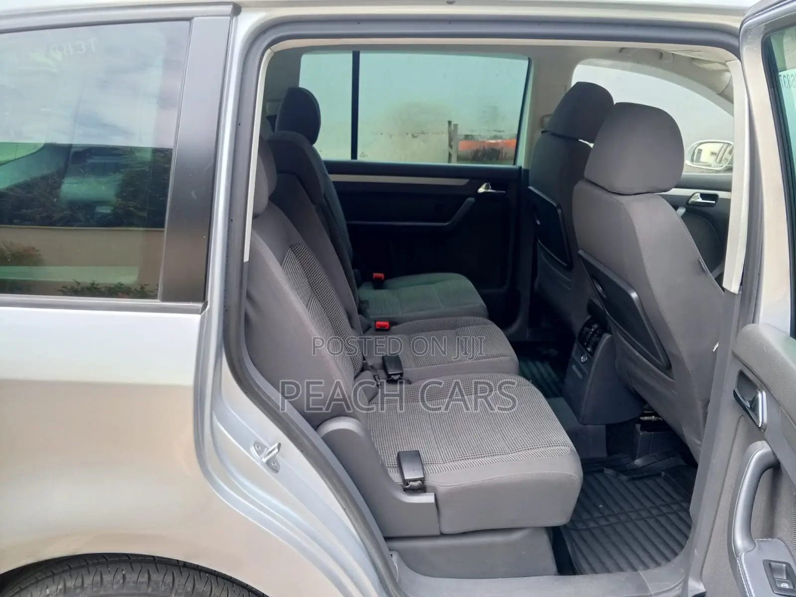 Volkswagen Touran 2007 Silver