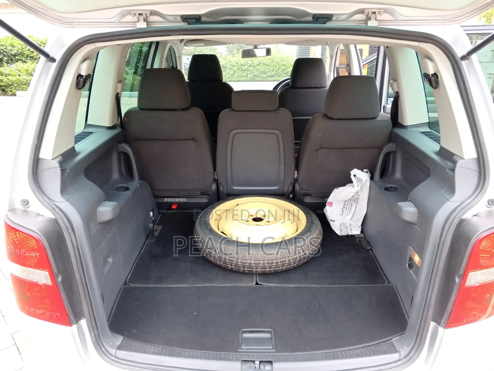 Volkswagen Touran 2007 Silver