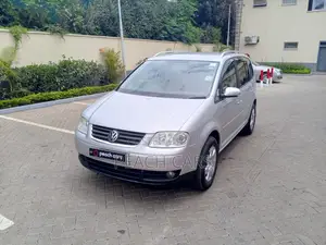 Volkswagen Touran 2007 Silver