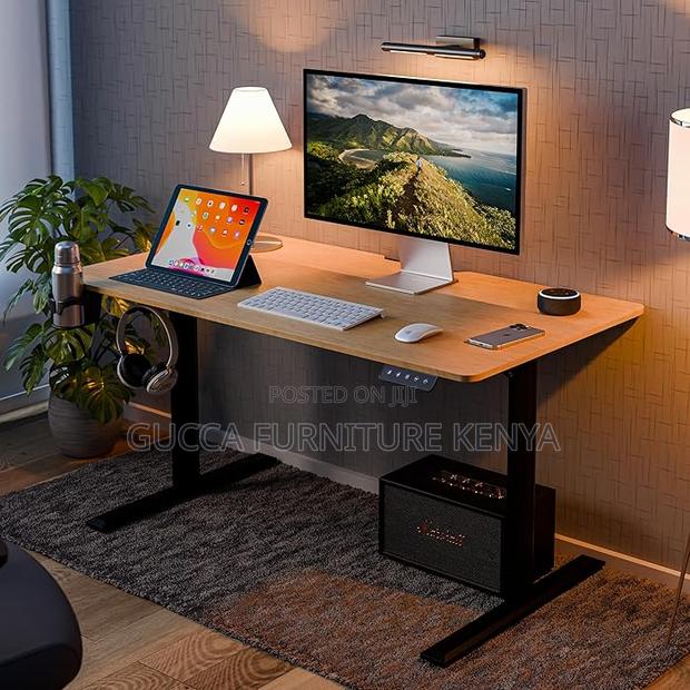 Office Tables:1200mm Ergonomic Height Adjustable Office Desk
