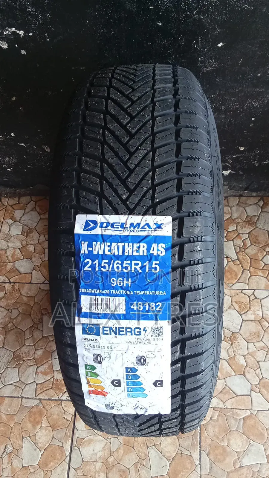 215/65r15 Delmax Tires Made in China
