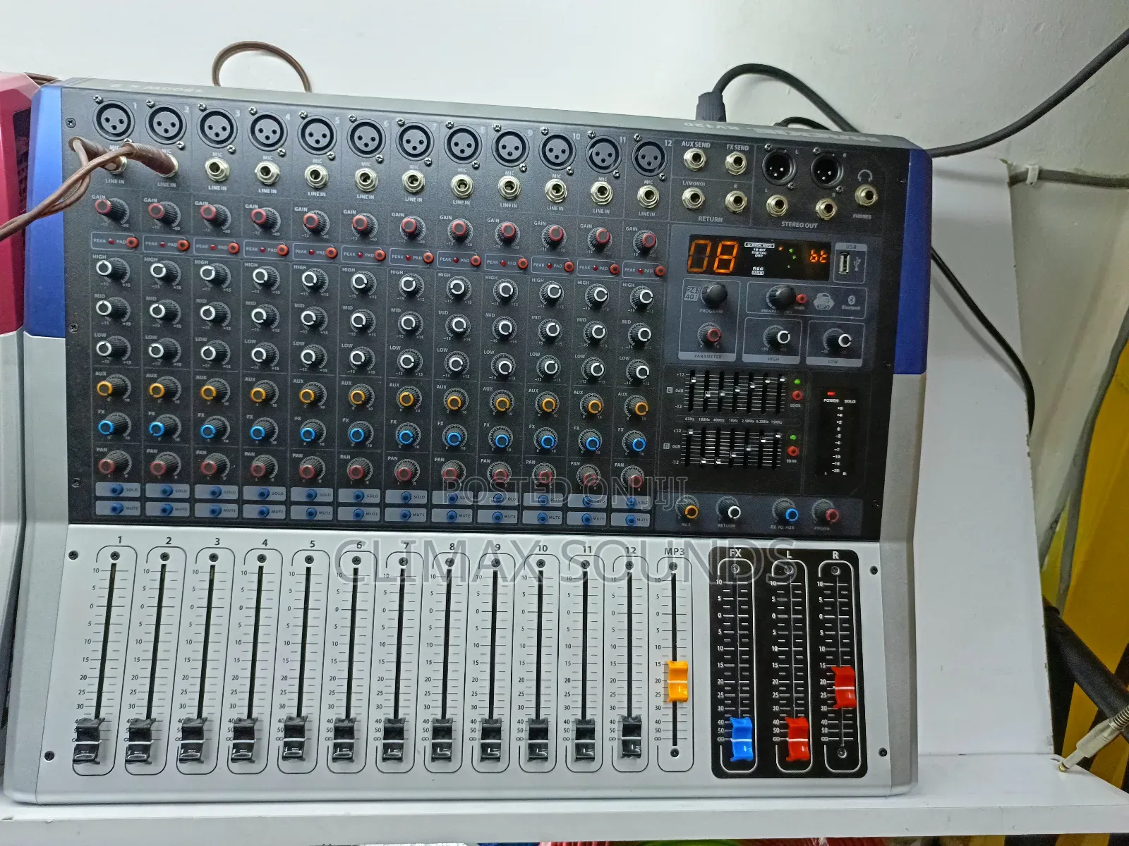 Pro Mixer 12 Channels