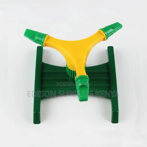 3-arm Water Rotary Sprinkler Wide Base 360 Garden Sprinkler