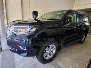 Toyota Land Cruiser Prado 2017 Blue