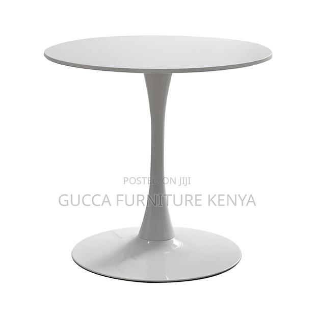 Dining Tables: Round Modern Marble Manufactured Dining Table - thumbnail 2