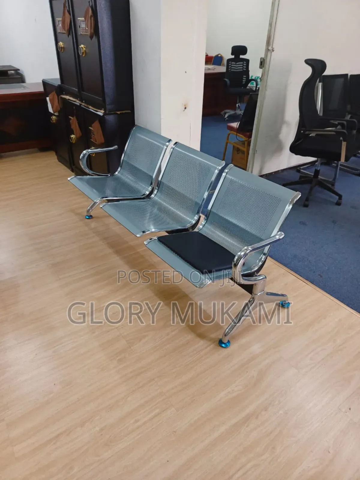 Office Metallic Waiting Bench