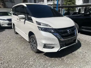Nissan Serena 2017 Off white