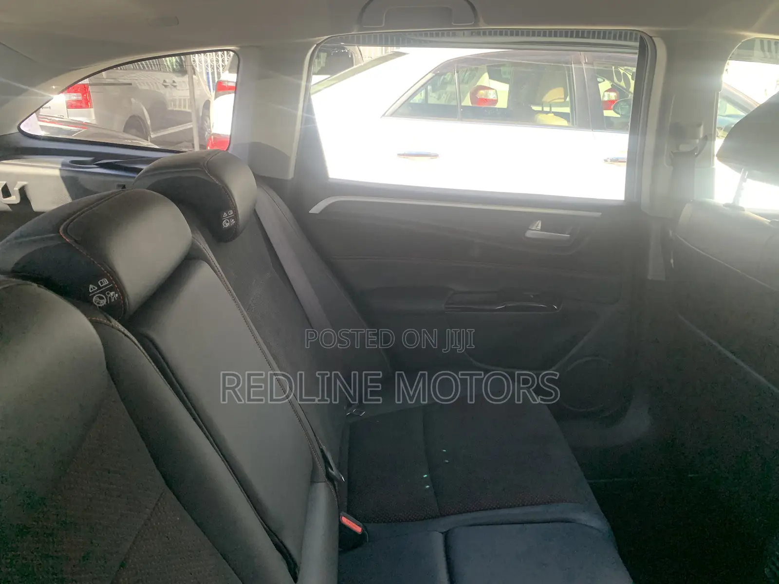 Honda Jade 2017 Orange