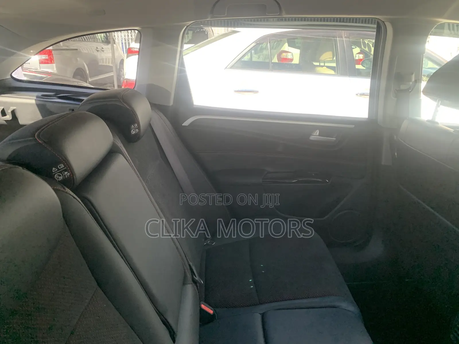Honda Jade 2017 Orange