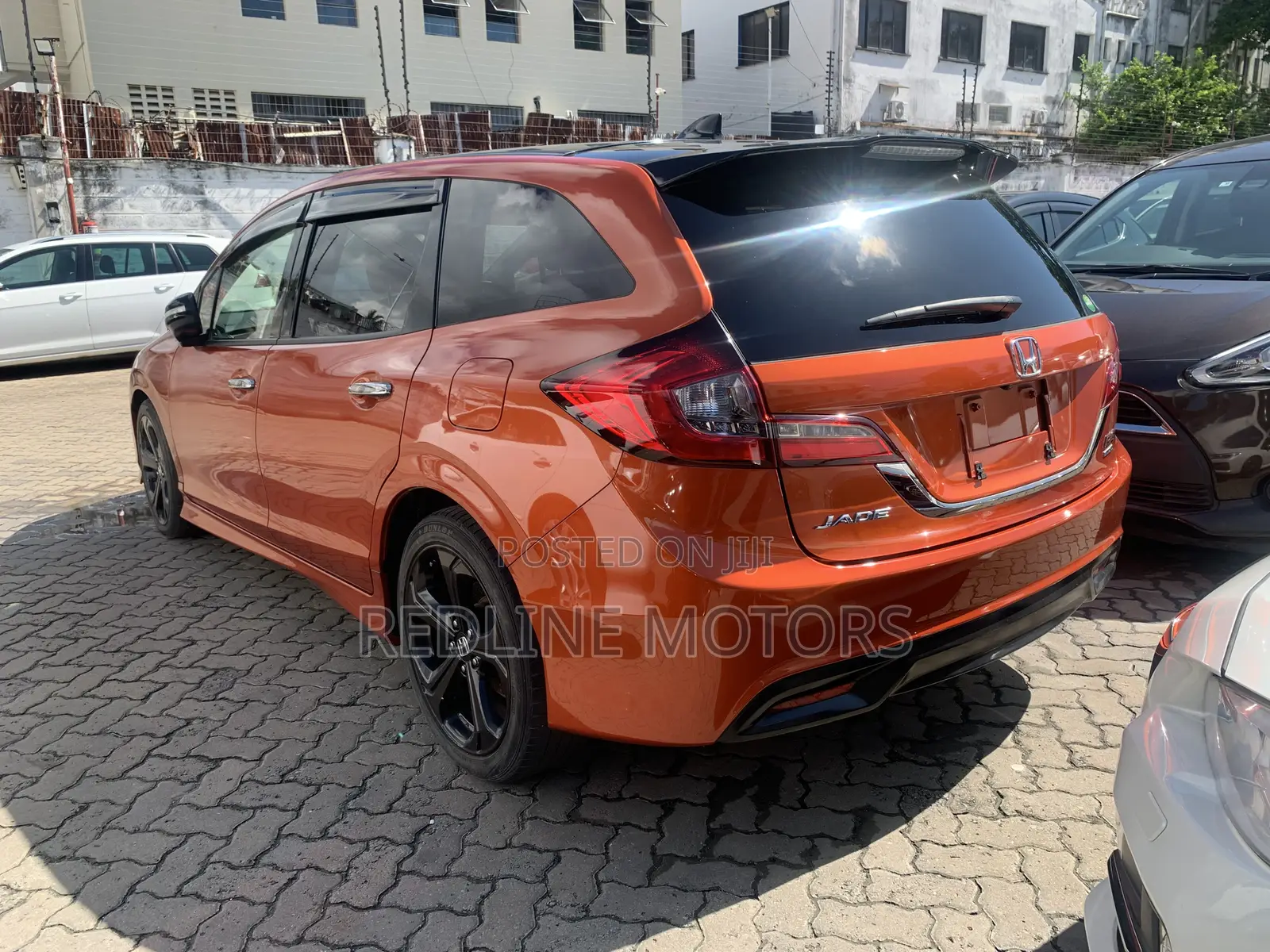 Honda Jade 2017 Orange