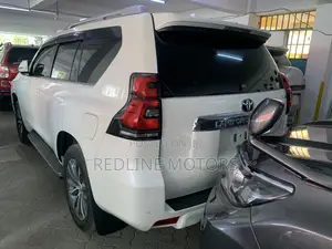 Toyota Land Cruiser Prado 2.8 2019 Pearl