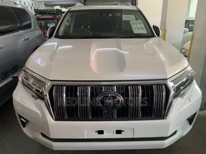 Toyota Land Cruiser Prado 2.8 2019 Pearl