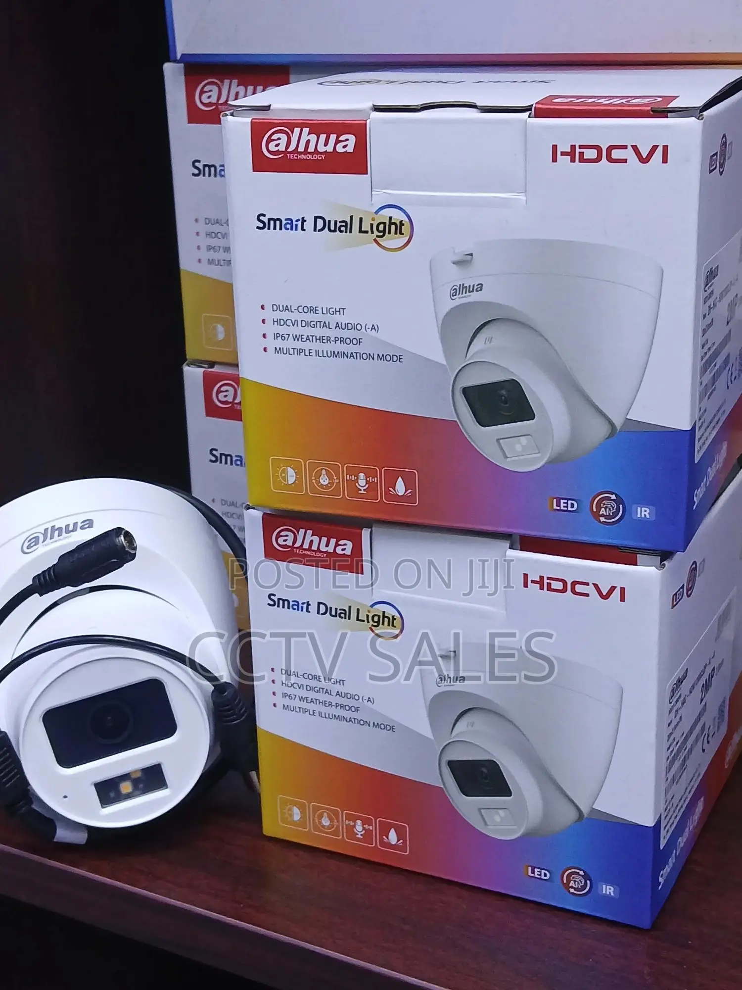 2MP Smart Dual Light 20 M Dome Camera